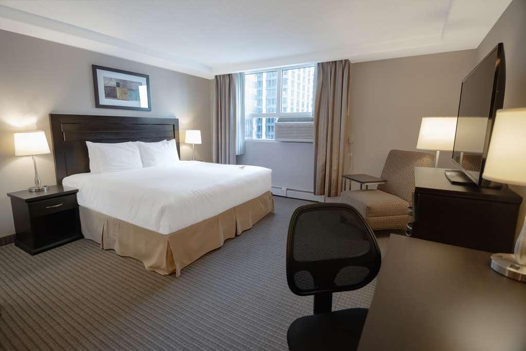 Coast Calgary Downtown Hotel & Suites By Apa Room photo